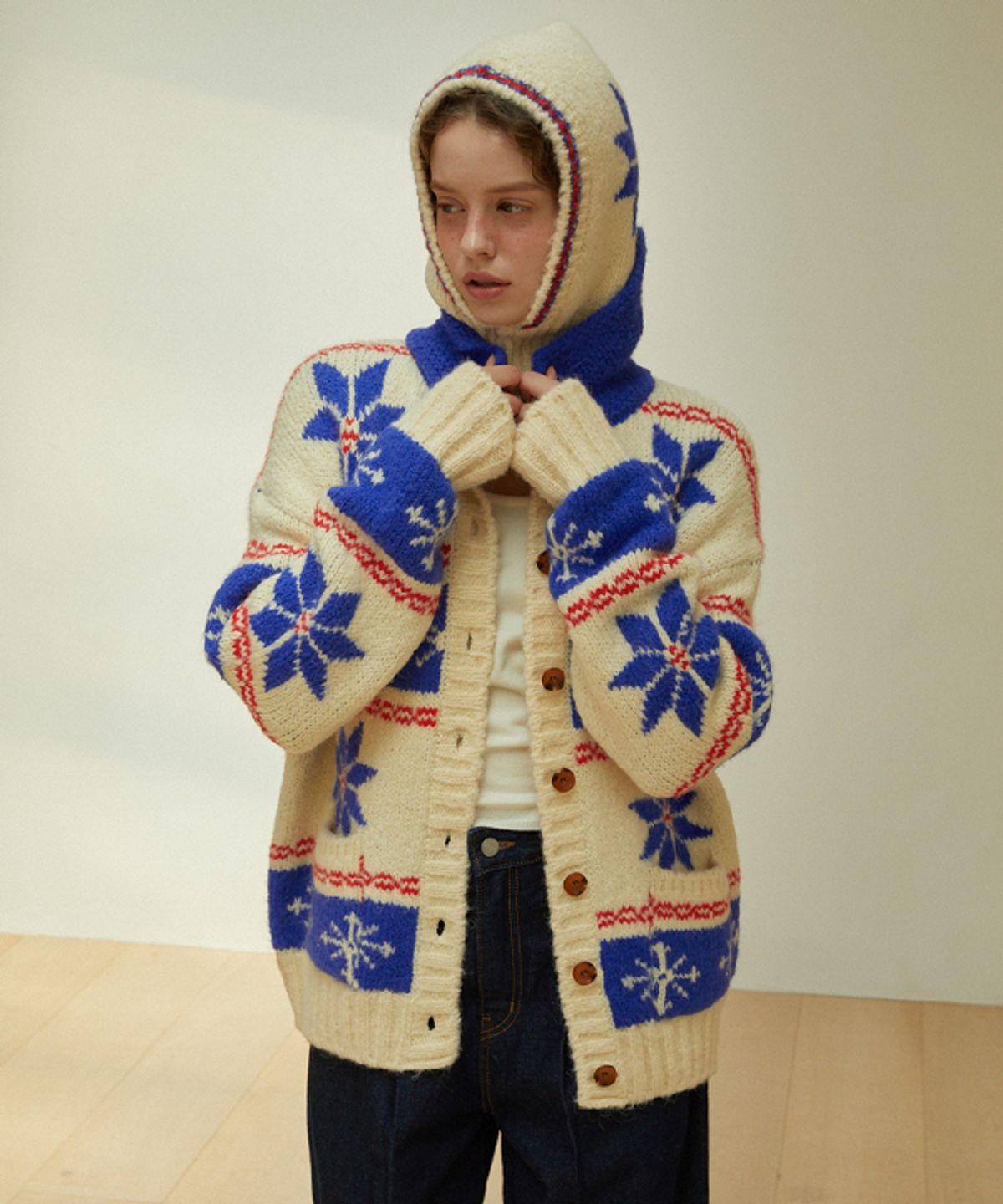 그린버터(GREENBUTTER) Snowflake Alpaca Cowichan Cardigan (Cream)