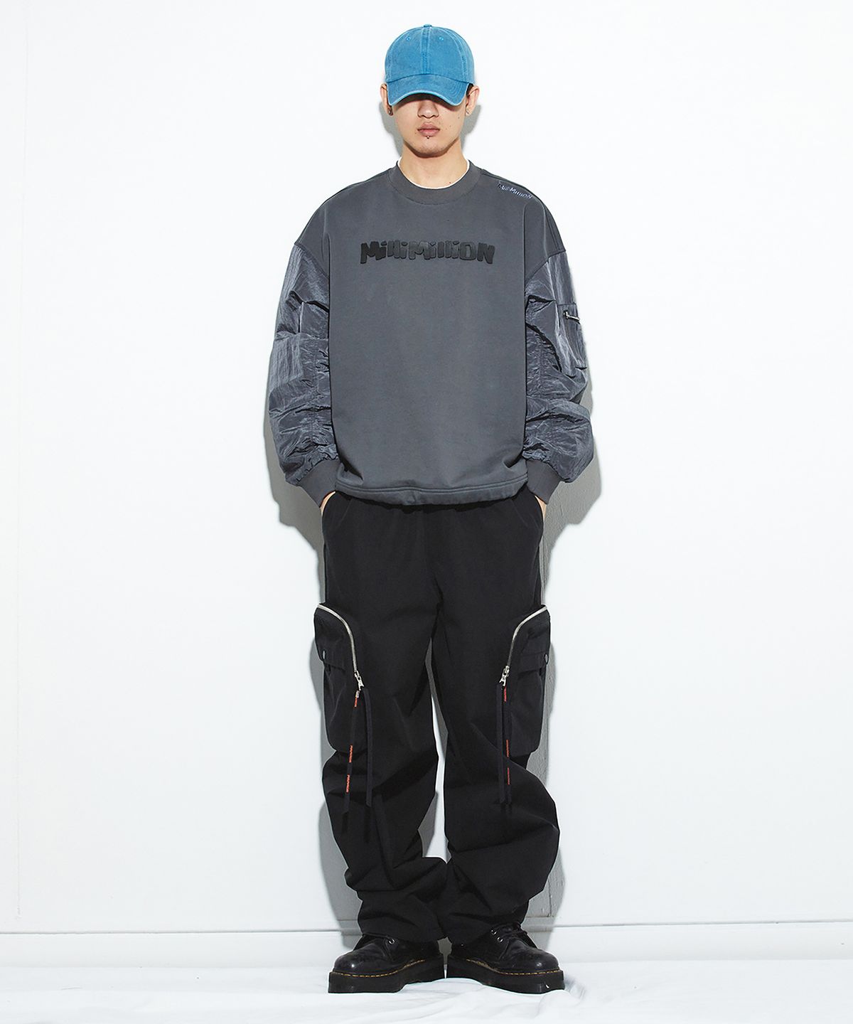 밀리밀리언(MILLIMILLION) BASALT BIG POCKET CARGO PANTS B04-BLACK
