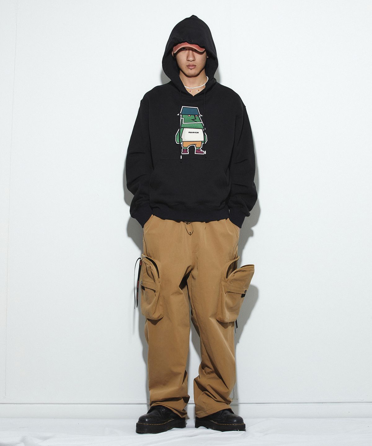 밀리밀리언(MILLIMILLION) BASALT BIG POCKET CARGO PANTS B04-CAMEL