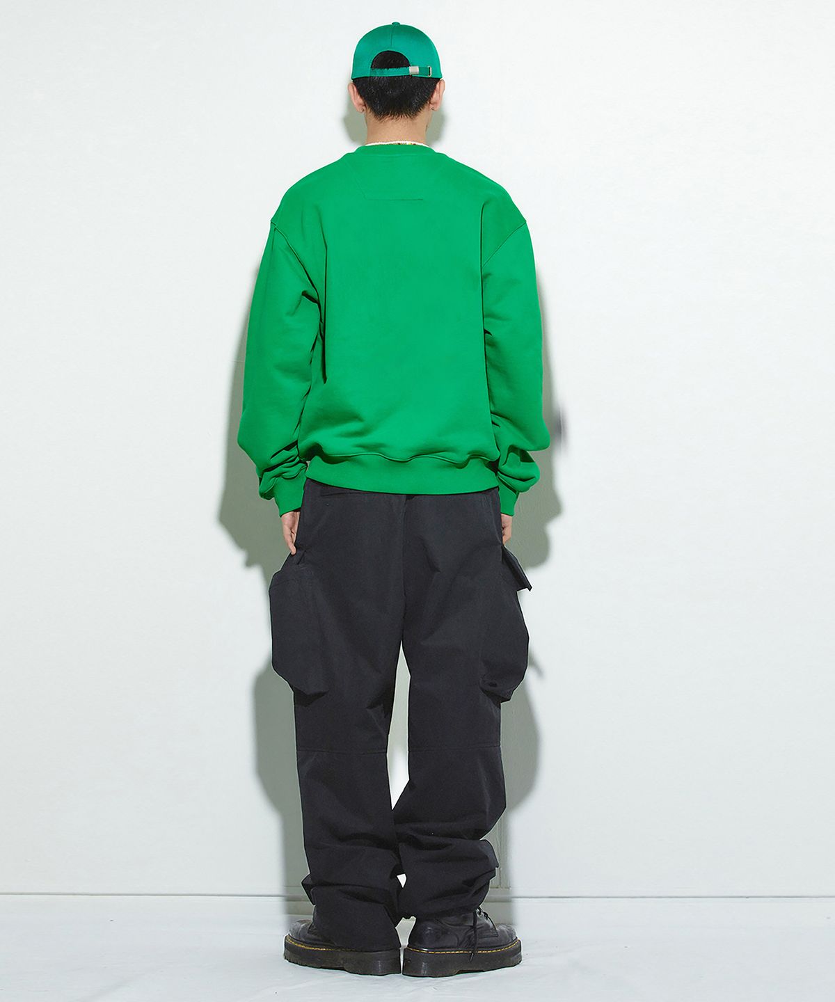 밀리밀리언(MILLIMILLION) BASALT UNIQUE DETAIL PANTS B05