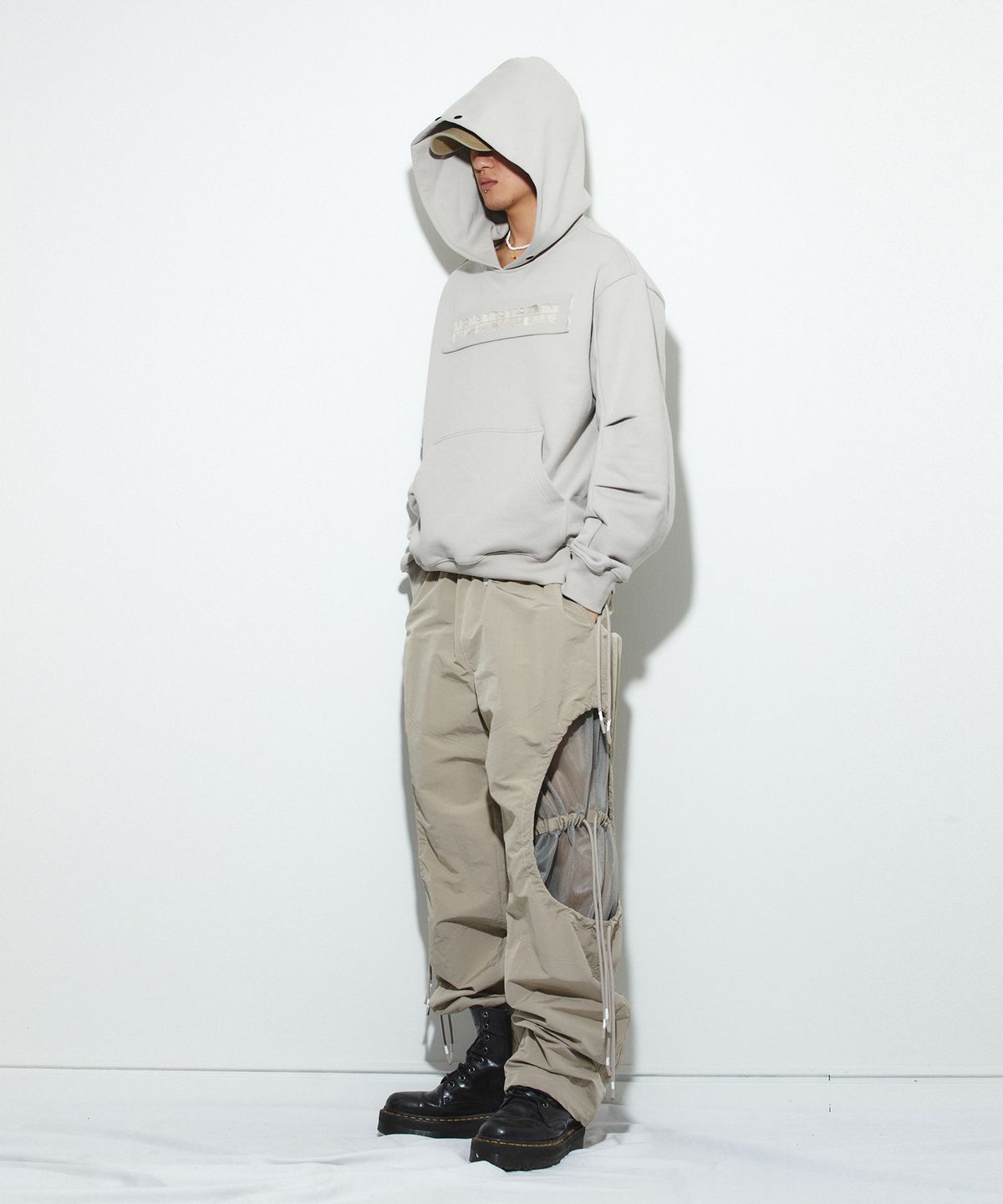 밀리밀리언(MILLIMILLION) BASALT MESH PANTS B06-BEIGE