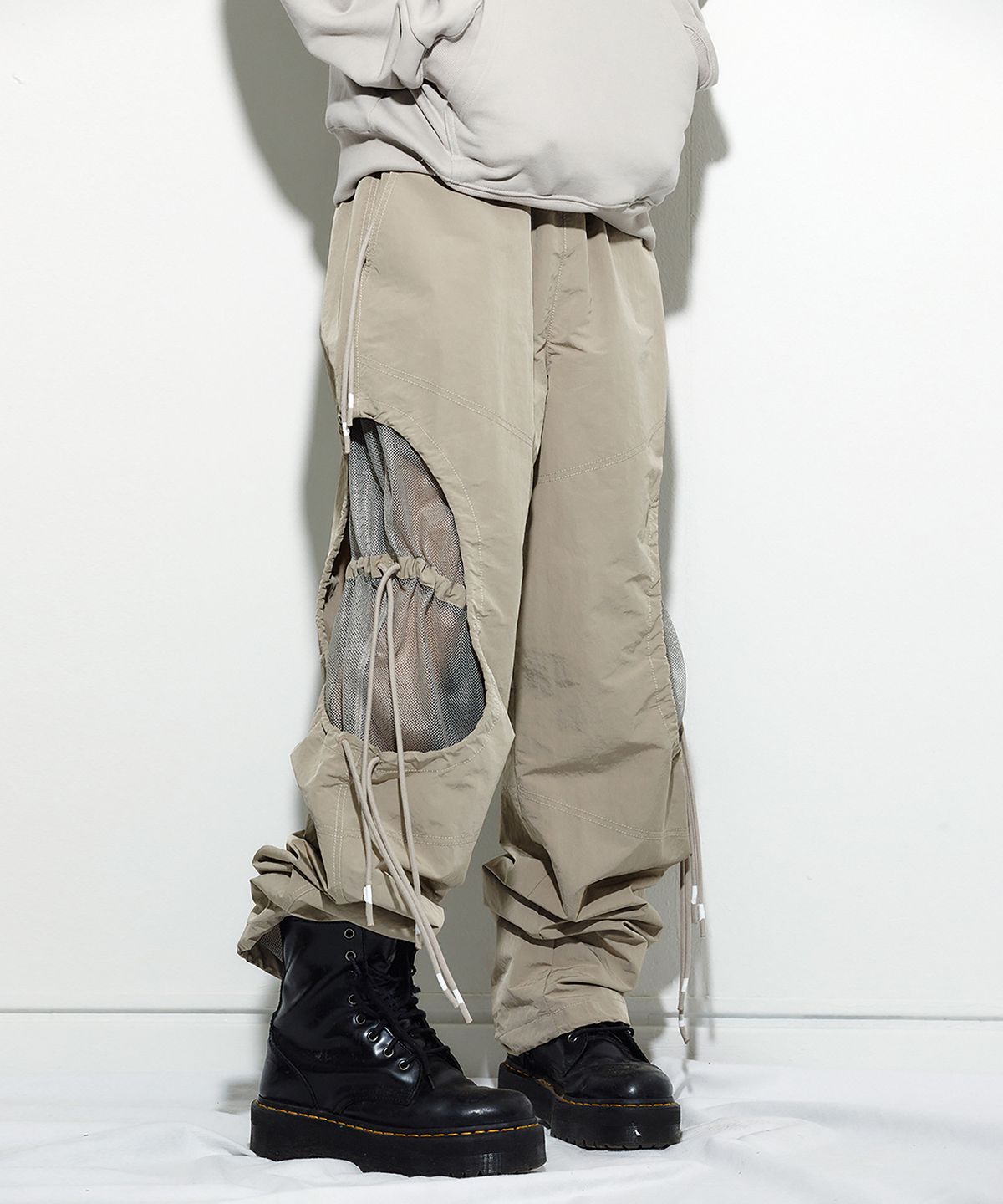 밀리밀리언(MILLIMILLION) BASALT MESH PANTS B06-BEIGE