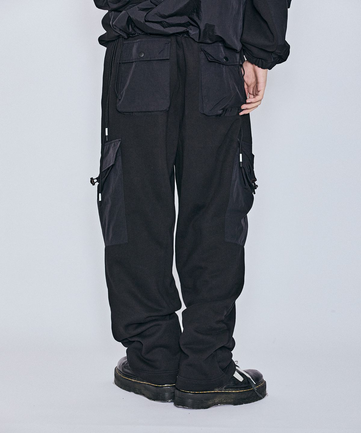 밀리밀리언(MILLIMILLION) BASALT HYBRID JERSEY PANTS B07-BLACK