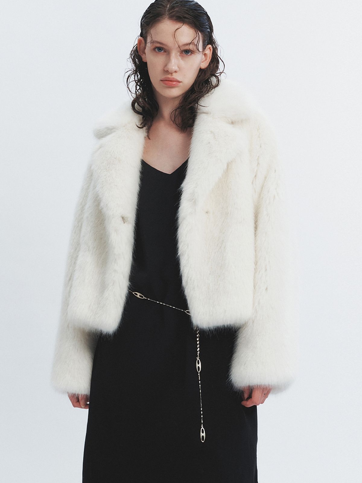 해브레스(HAVELESS) MIA FAUX FUR JACKET WHITE