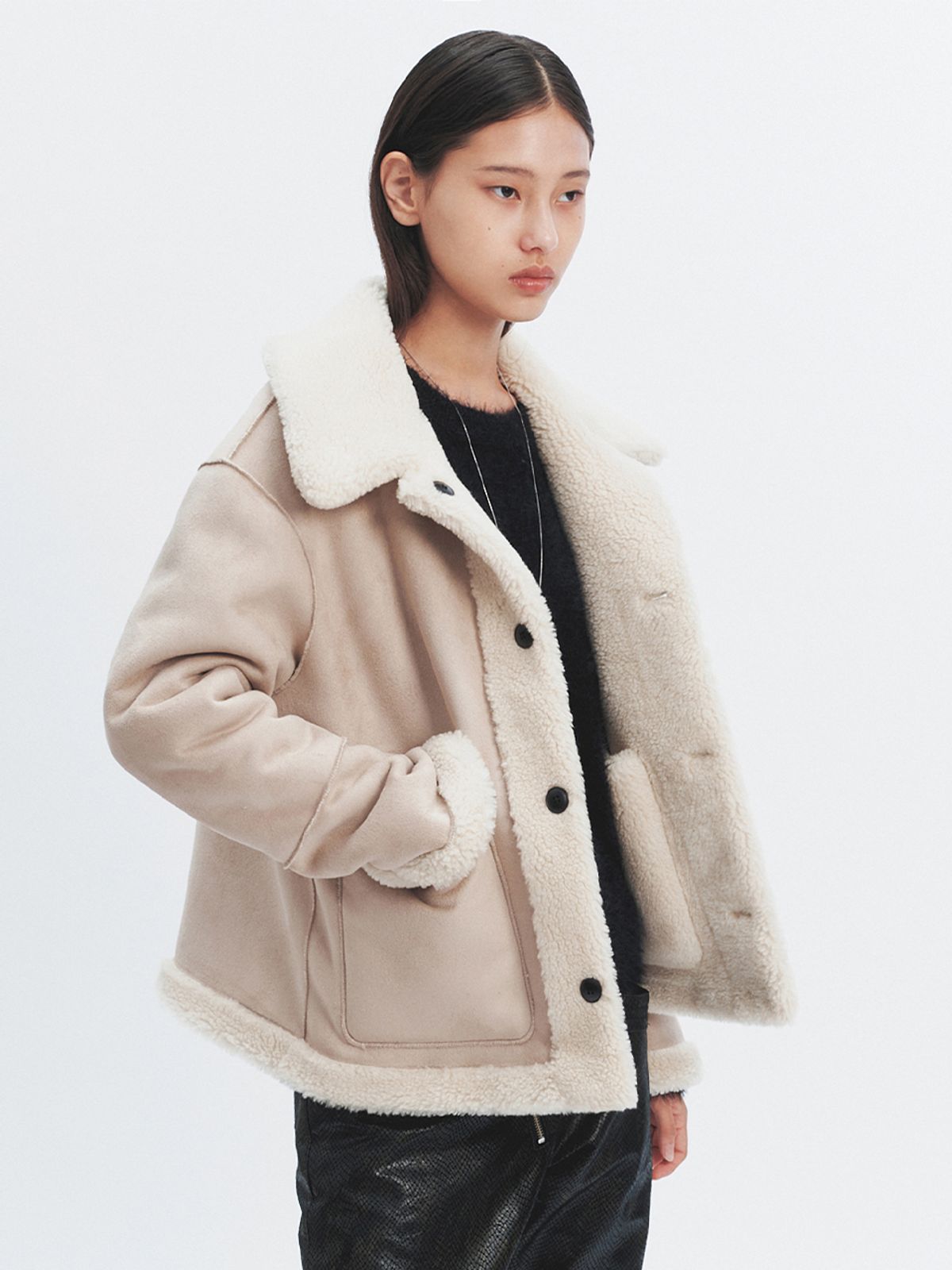 해브레스(HAVELESS) BAILA REVERSIBLE MUSTANG JACKET IVORY