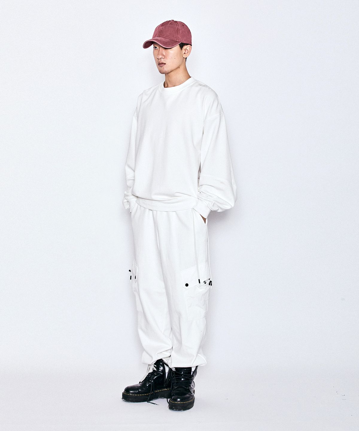 밀리밀리언(MILLIMILLION) BASALT HYBRID JERSEY PANTS B07-WHITE