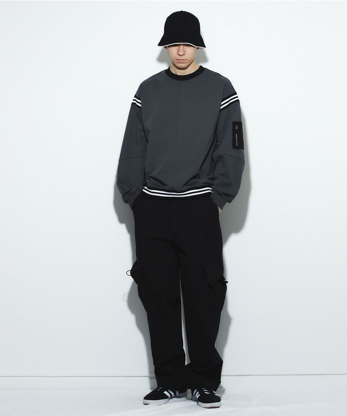 밀리밀리언(MILLIMILLION) BASALT CARGO PANTS B09-BLACK