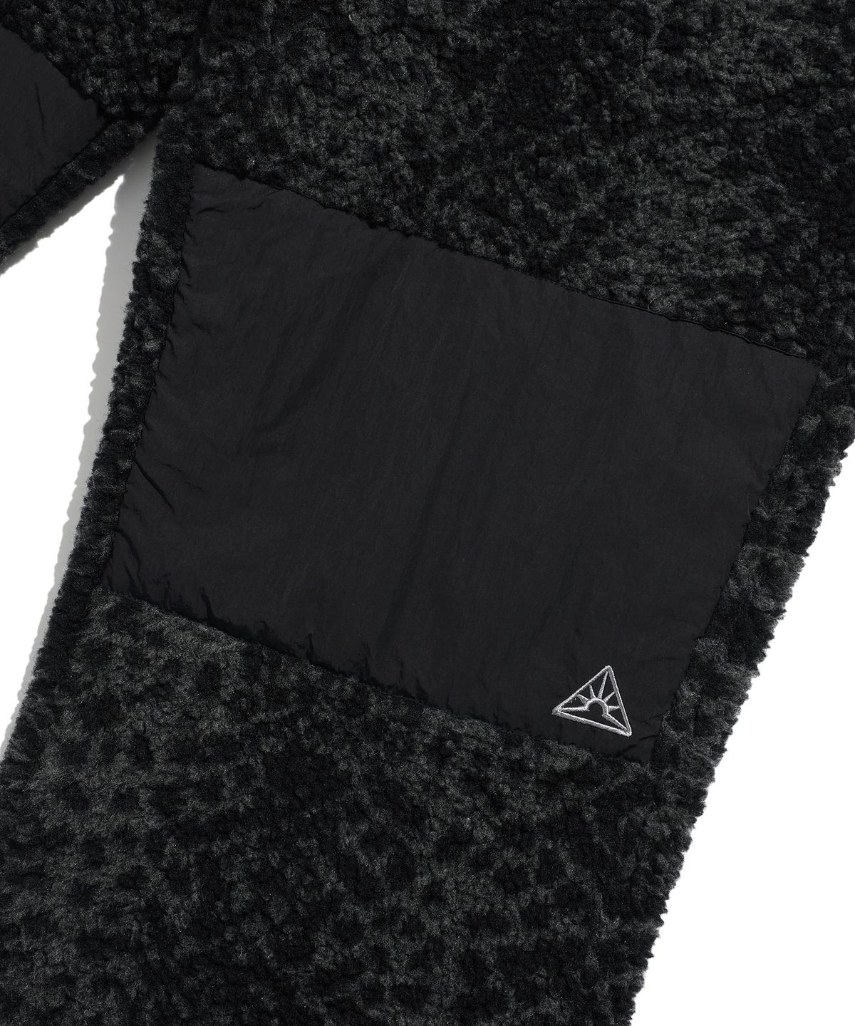 이스트쿤스트(ISTKUNST) PHYTON FLEECE PANTS_CHARCOAL(IK2DFMPA10A)