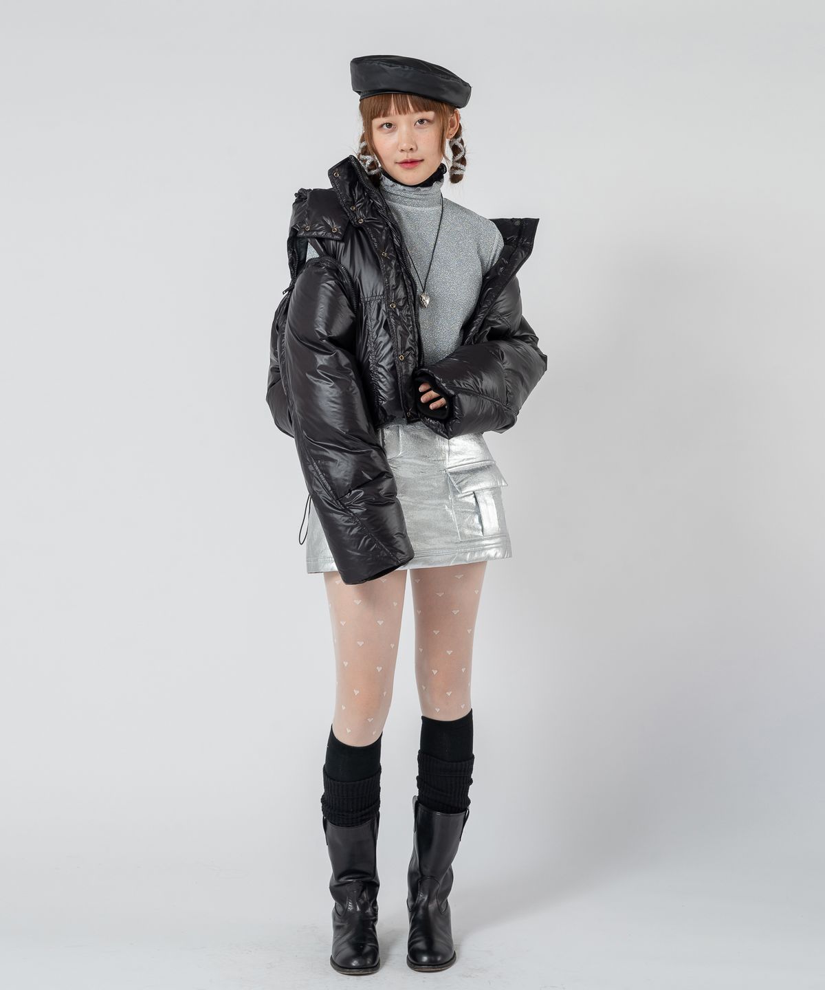 언유주얼 노말(UNUSUALNORMAL) IVE PADDING MINI CARGO SKIRT _ SILVER