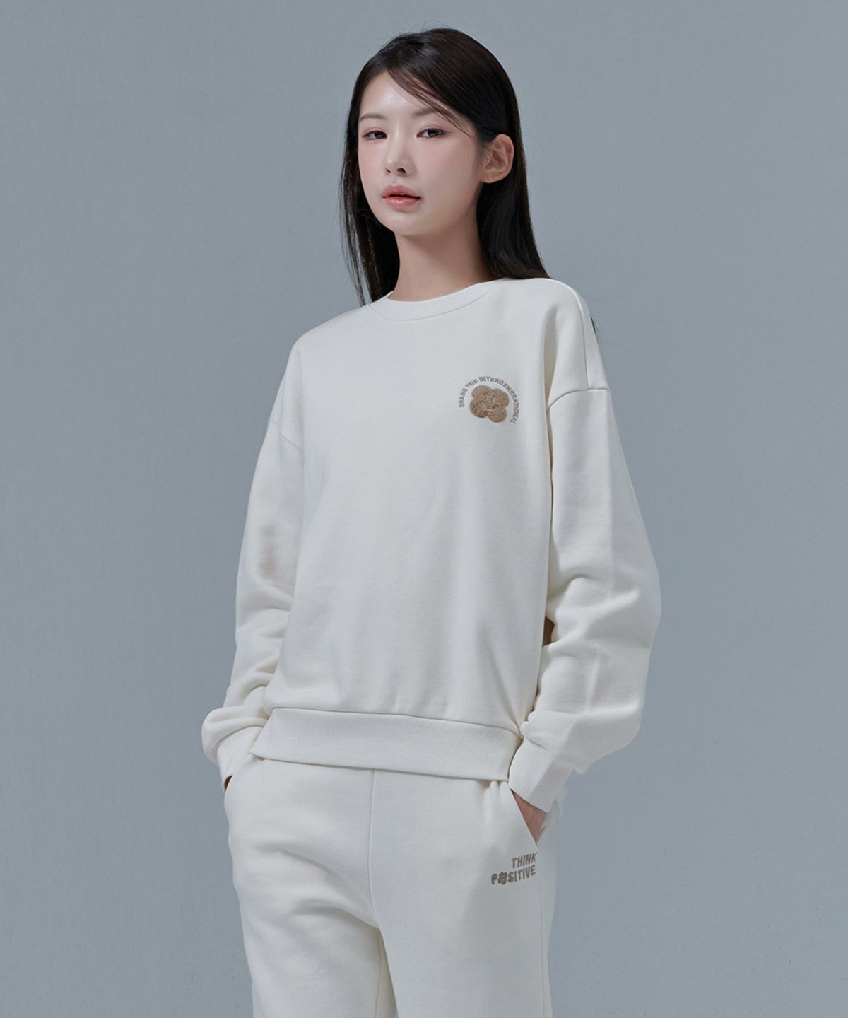 체이스컬트(CHASECULT) 여성 기모 부클 포인트 맨투맨 티셔츠-CFRG5172D0A