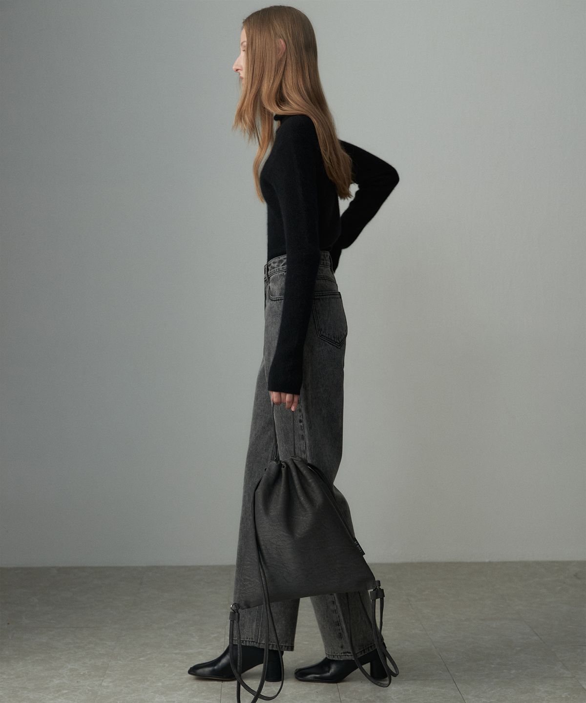 리이(RE RHEE) STRAIGHT DENIM PANTS STONE BLACK