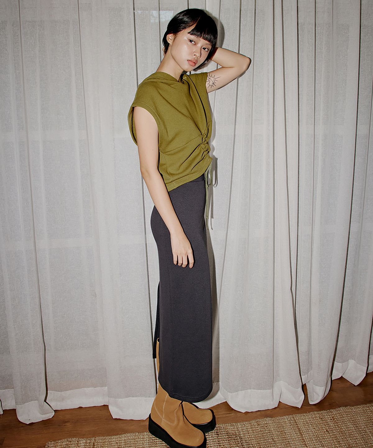 탑걸(TOPGIRL) BACK SLIT COMFY LONG SKIRT_T326BT701