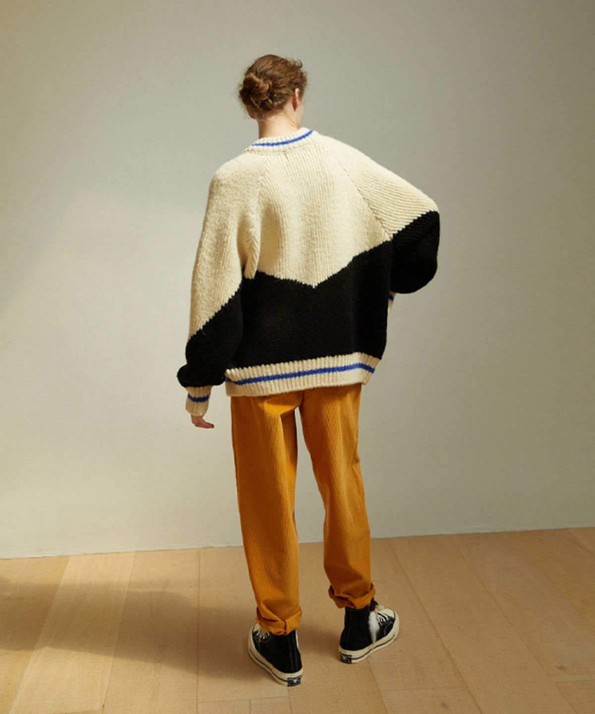 그린버터(GREENBUTTER) 08 Varsity Alpaca Knit Cardigan (Black)