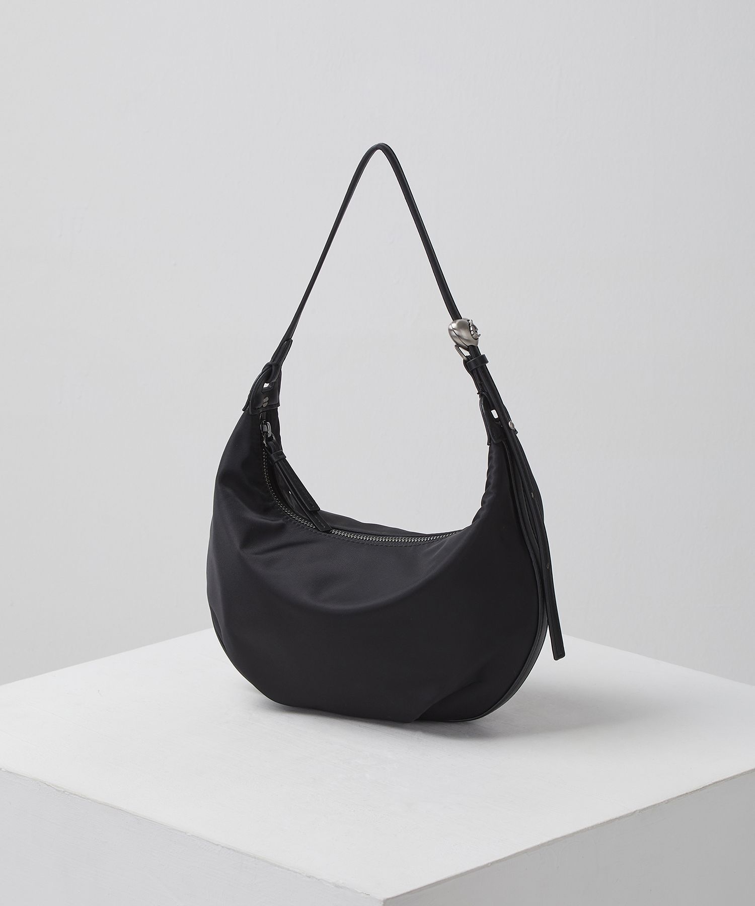 ★Archivepke★ Luv moon bag (Nylon) ARCHIVEPKE Luv Moon Bag (Deep Sleep) - Black / Lambskin | eBay