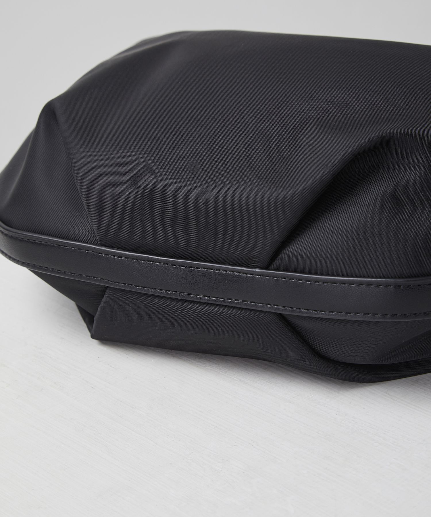 [Archiveepke]★ラブ moon bag (Nylon black)★定価以下 Luv moon bag(Nylon black)_Archivépke
