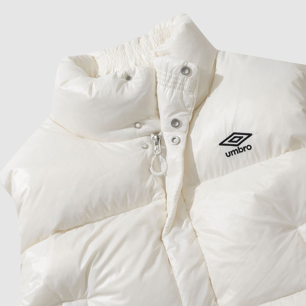 엄브로(UMBRO) 여성 블랭킷 덕다운 패딩 베스트 스위트콘(UO422CDVN1)