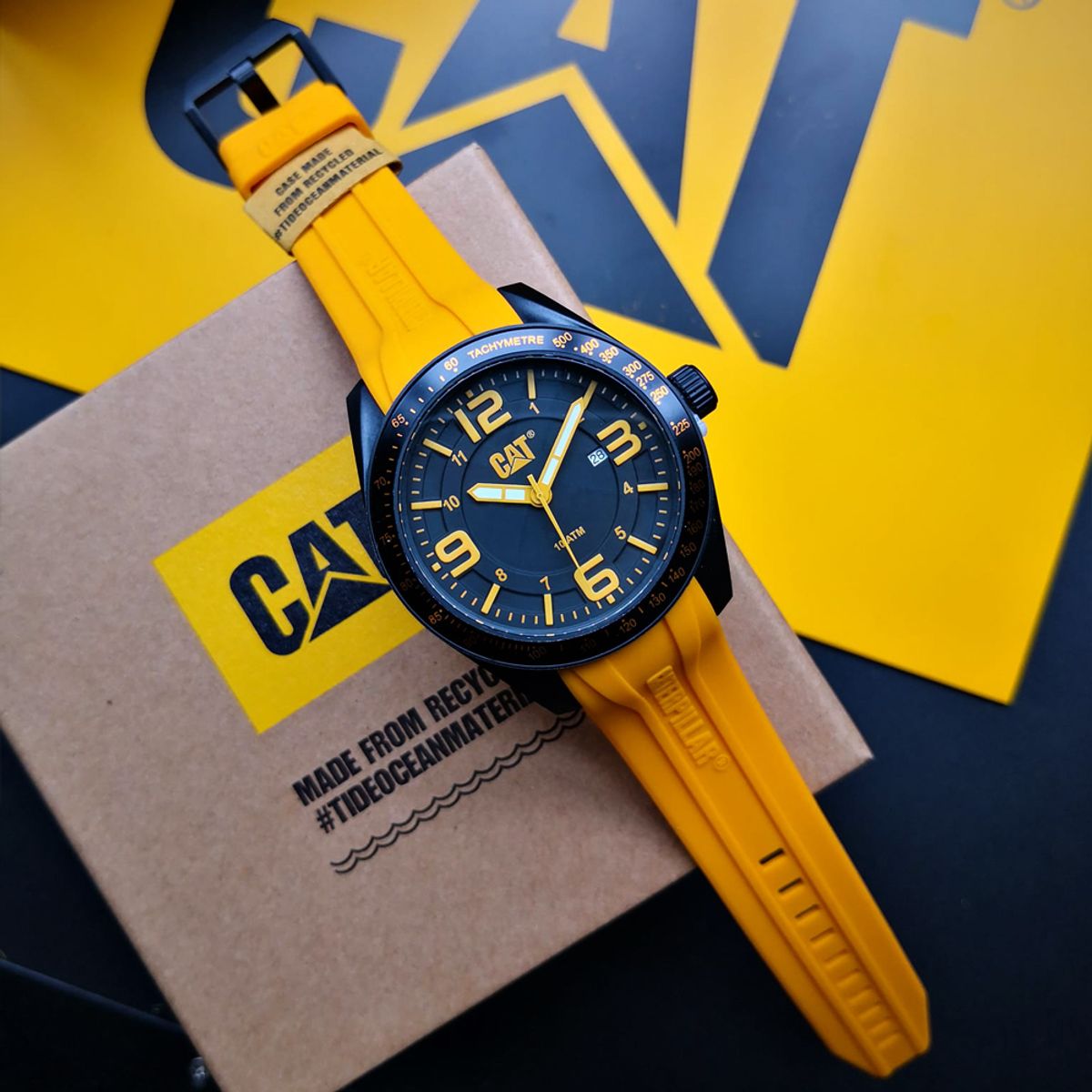 캐터필라(CATERPILLAR) 업사이클 시계 LQ.161.27.137 (OCEANIA)
