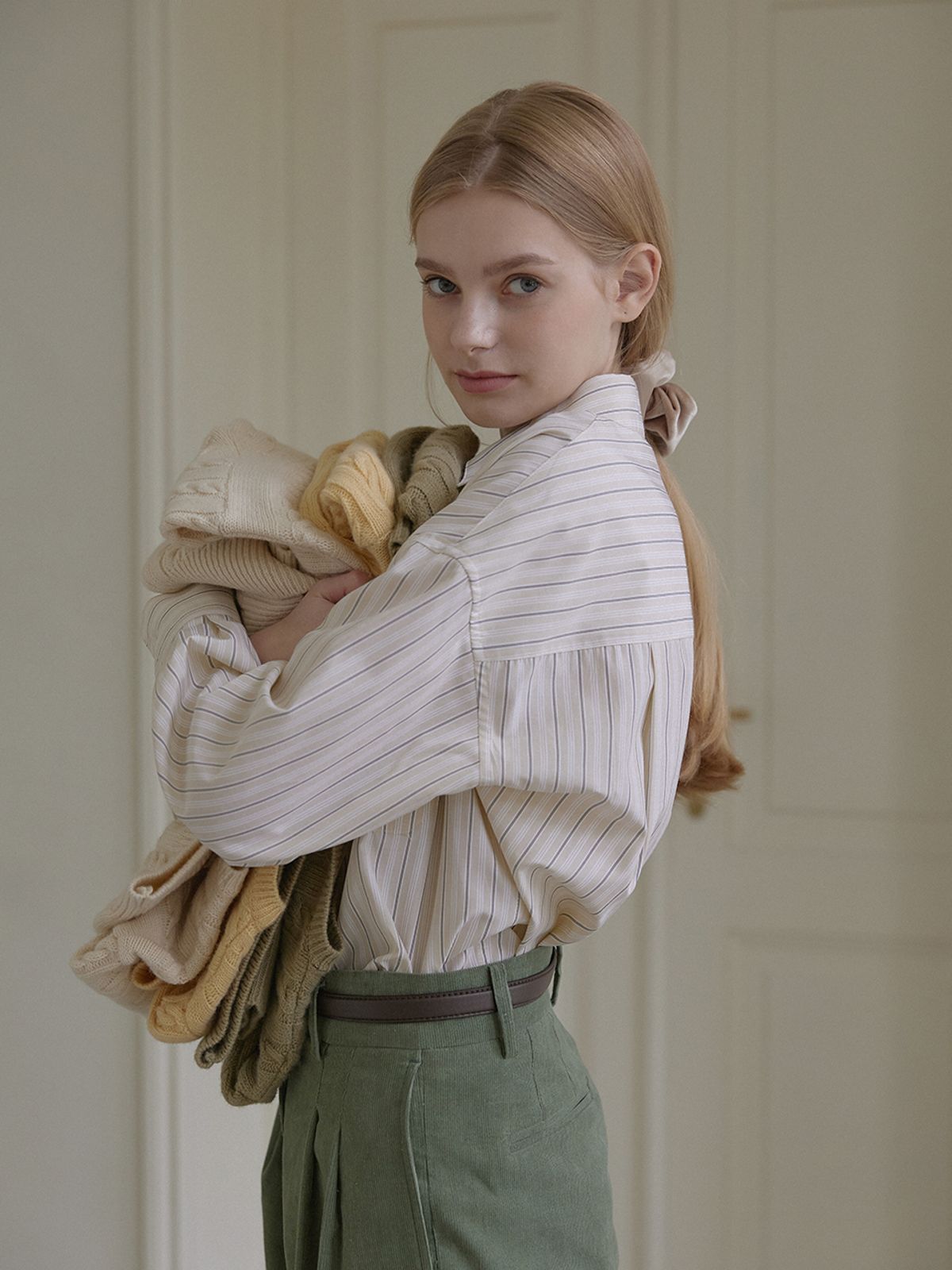 논로컬(NONLOCAL) Logo Embroidery Stripe Shirt - Beige