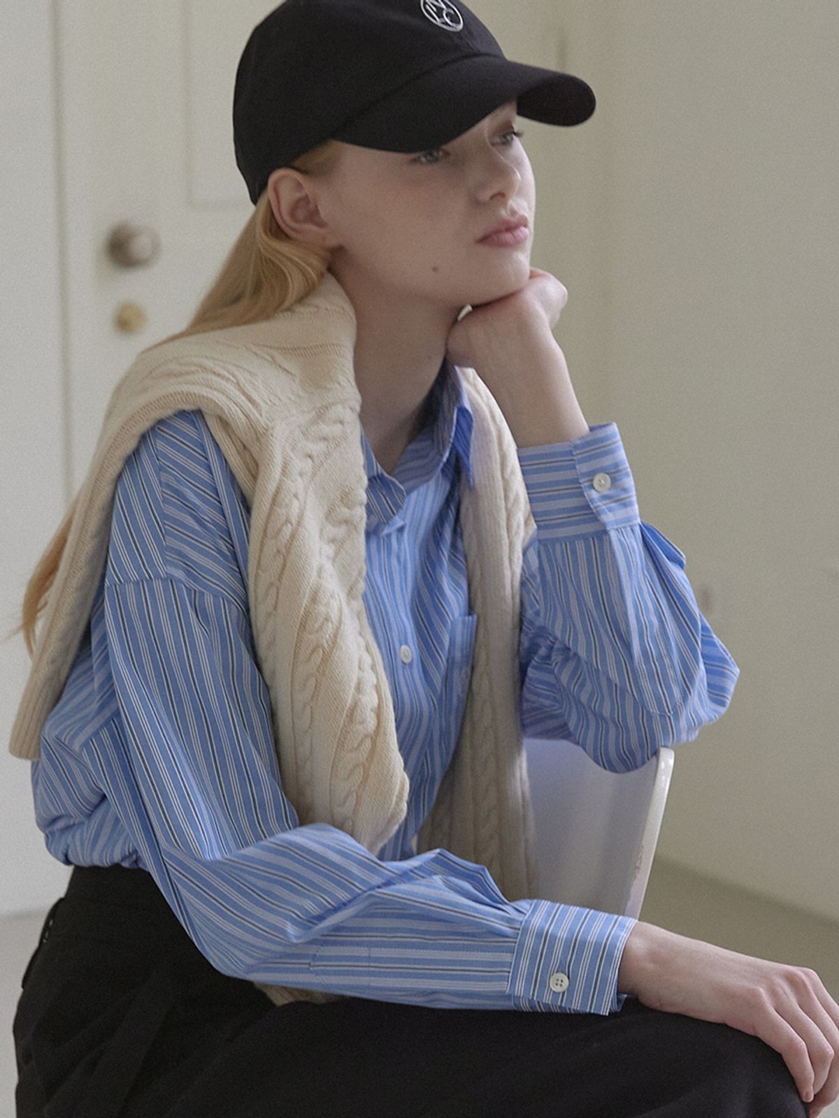 논로컬(NONLOCAL) Logo Embroidery Stripe Shirt - Blue