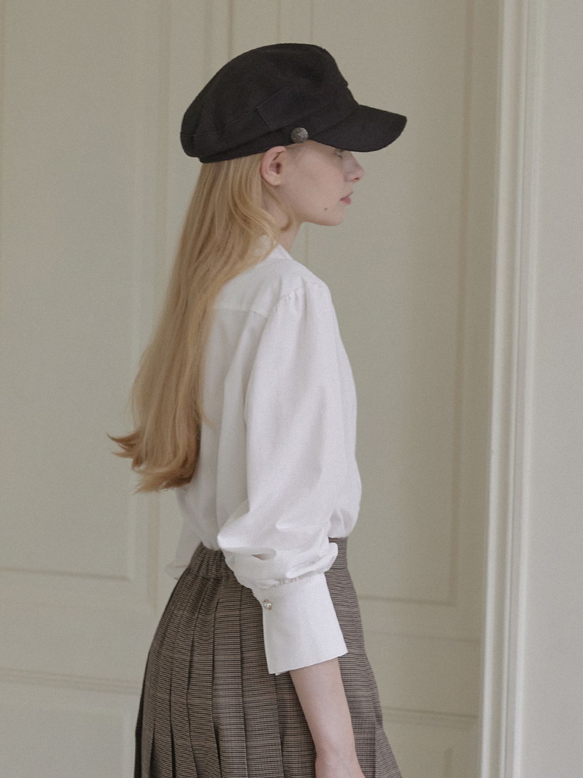 논로컬(NONLOCAL) Jane Shirring Blouse - White
