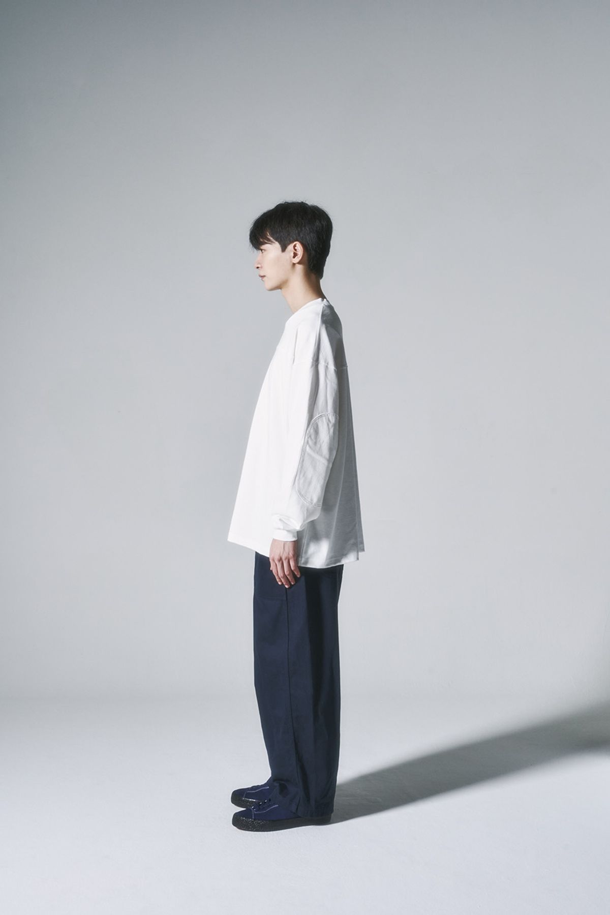 히즈핸더(HISHANDER) ROUND PATCH LONG SLEEVE T-SHIRTS