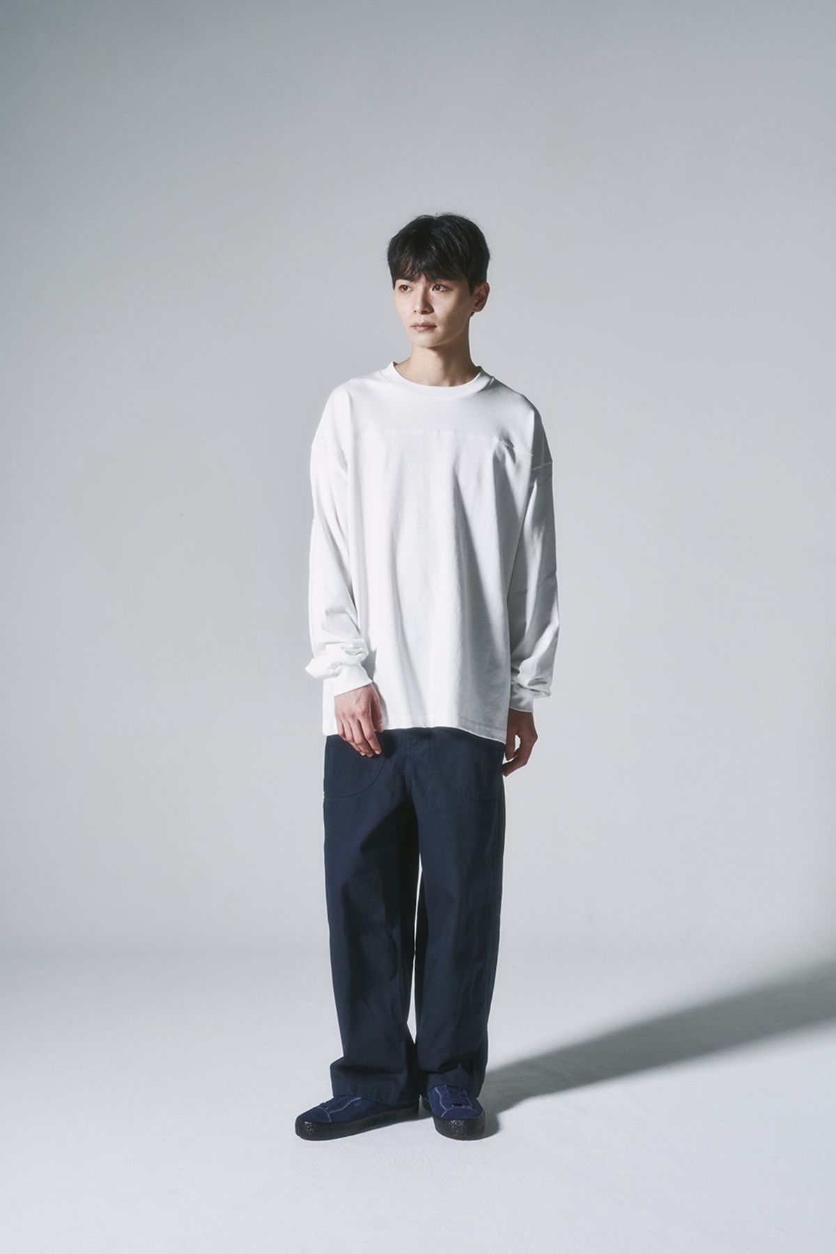 히즈핸더(HISHANDER) ROUND PATCH LONG SLEEVE T-SHIRTS