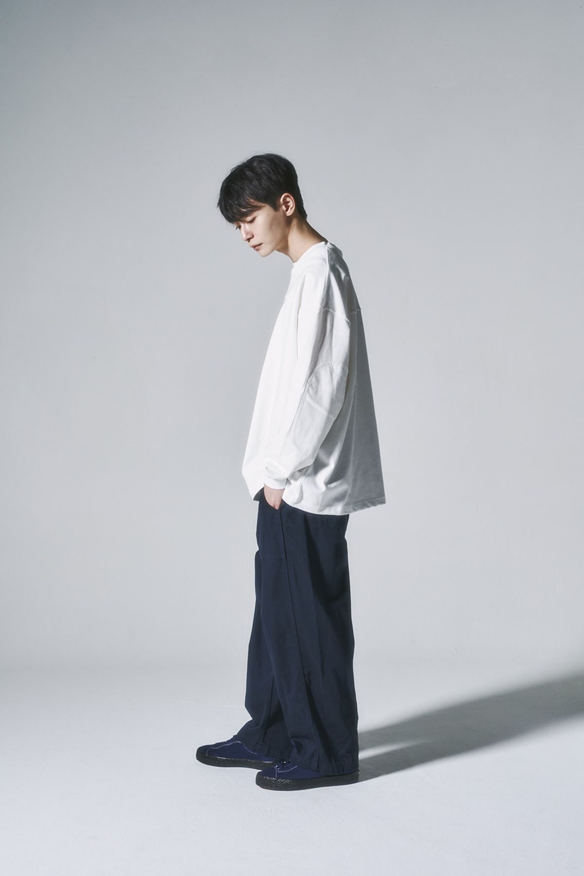히즈핸더(HISHANDER) ROUND PATCH LONG SLEEVE T-SHIRTS