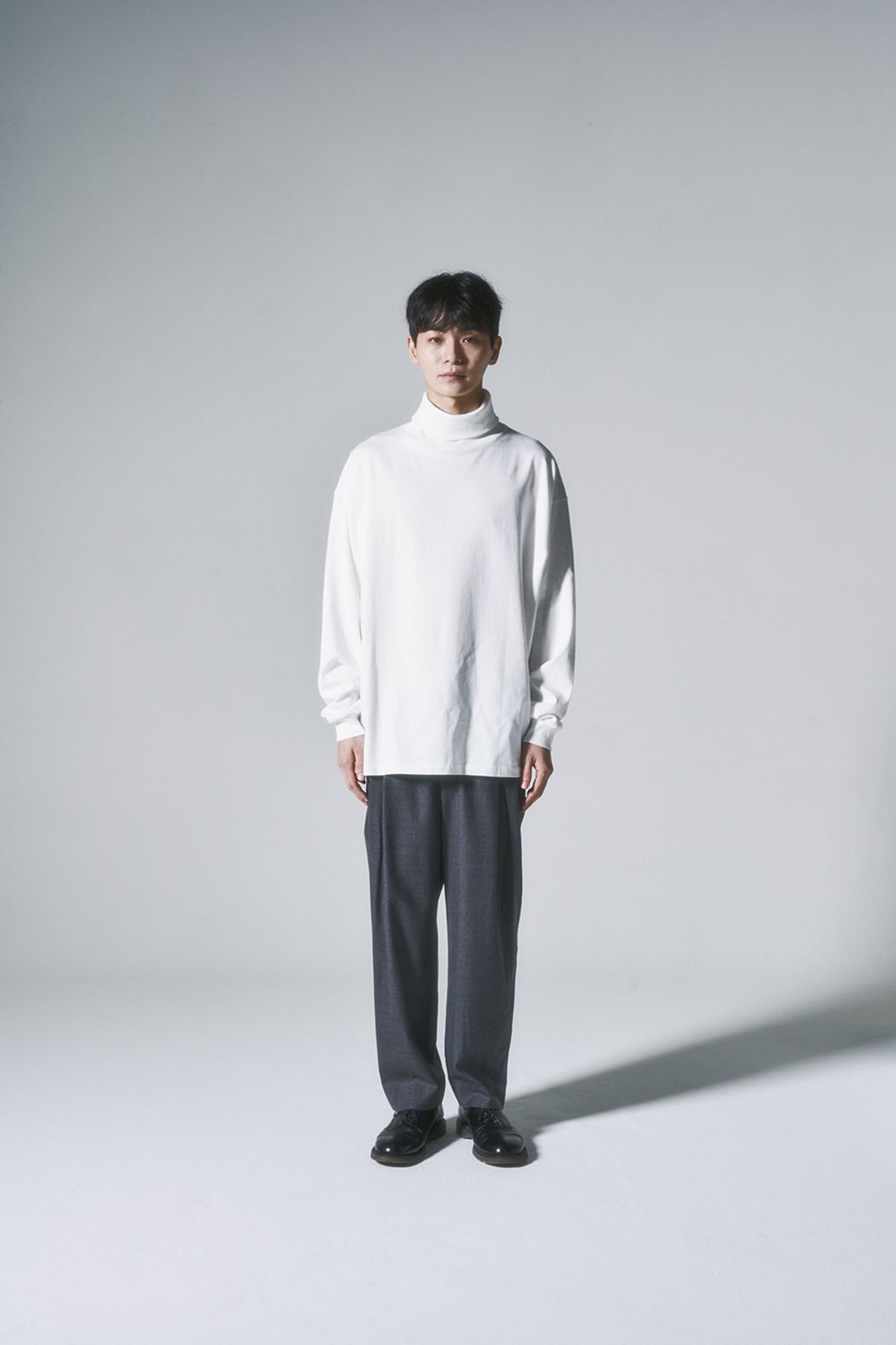 히즈핸더(HISHANDER) CORDURA COMBAT WOOL™ TWO PLEATS TAPERED PANTS