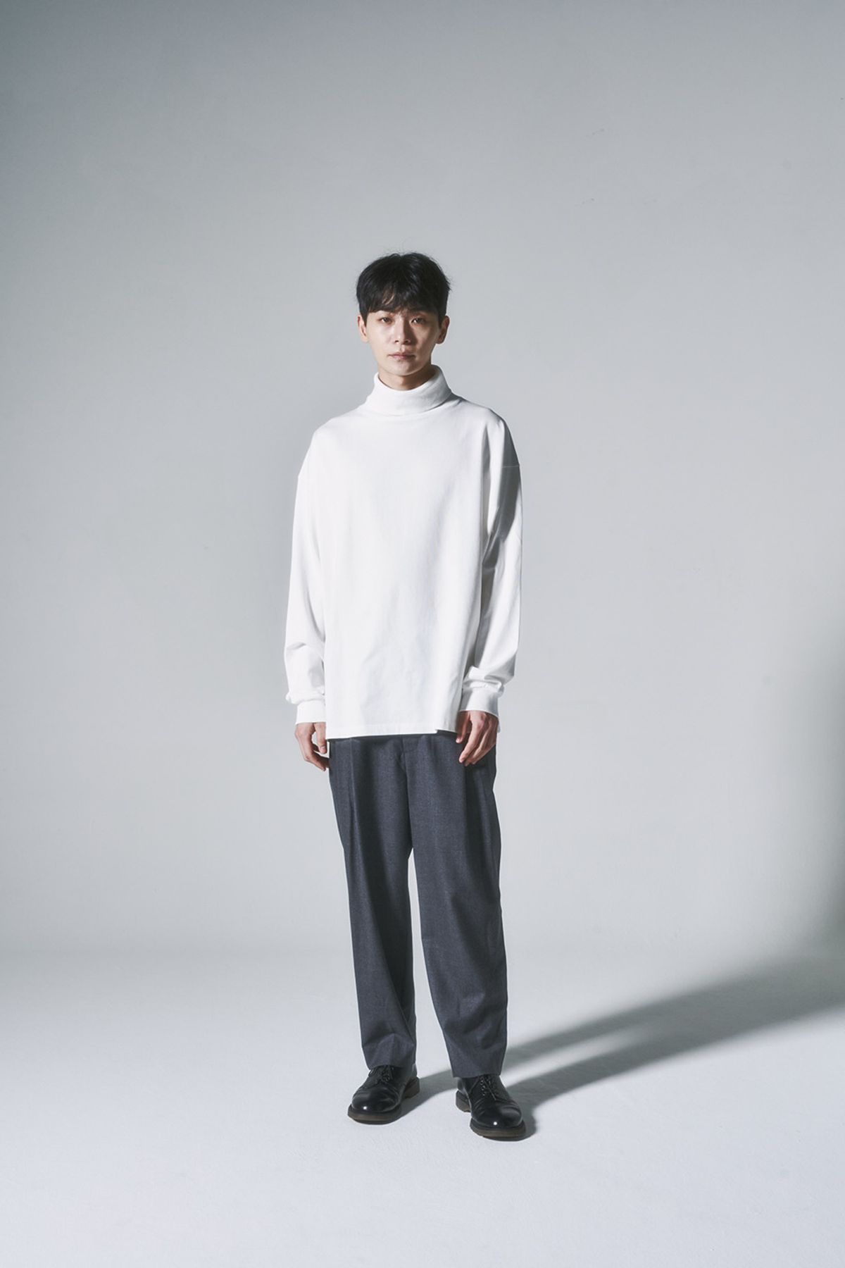 히즈핸더(HISHANDER) CORDURA COMBAT WOOL™ TWO PLEATS TAPERED PANTS