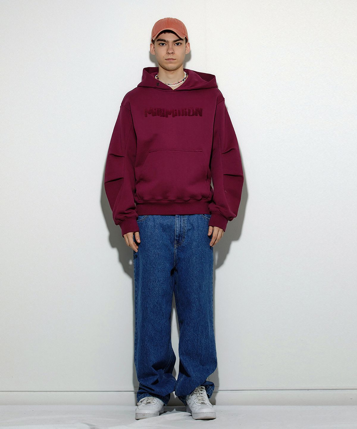 밀리밀리언(MILLIMILLION) COBBLESTONE SIGNATURE HOODY T10-BURGUNDY