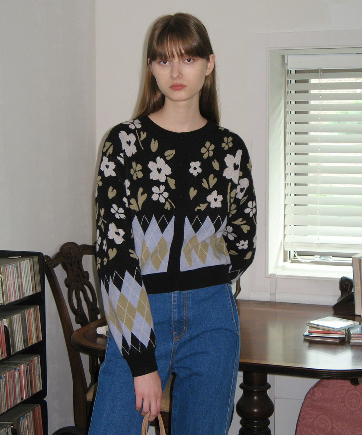 시눈(SINOON) FLORAL JACQUARD CARDIGAN (BLACK)