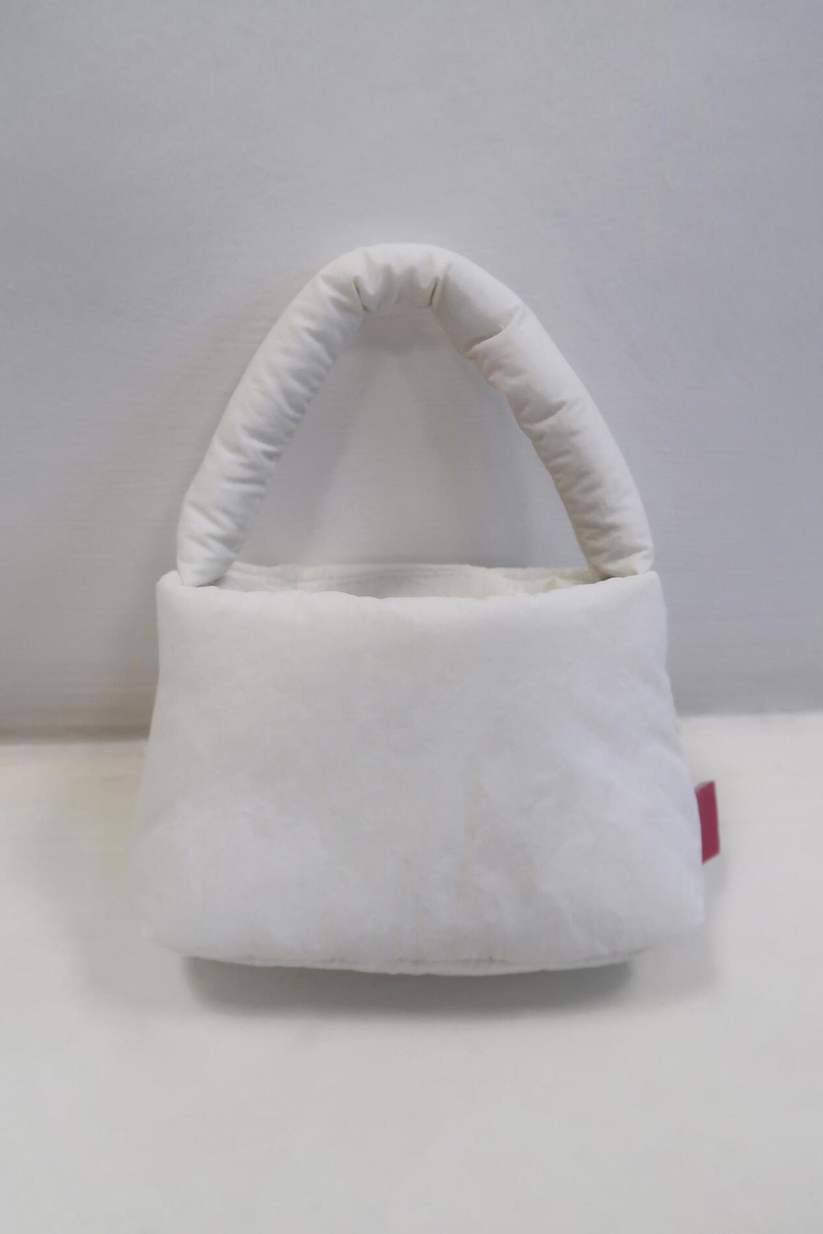 시눈(SINOON) SMORE PADDING BAG KEYRING (OFF WHITE)