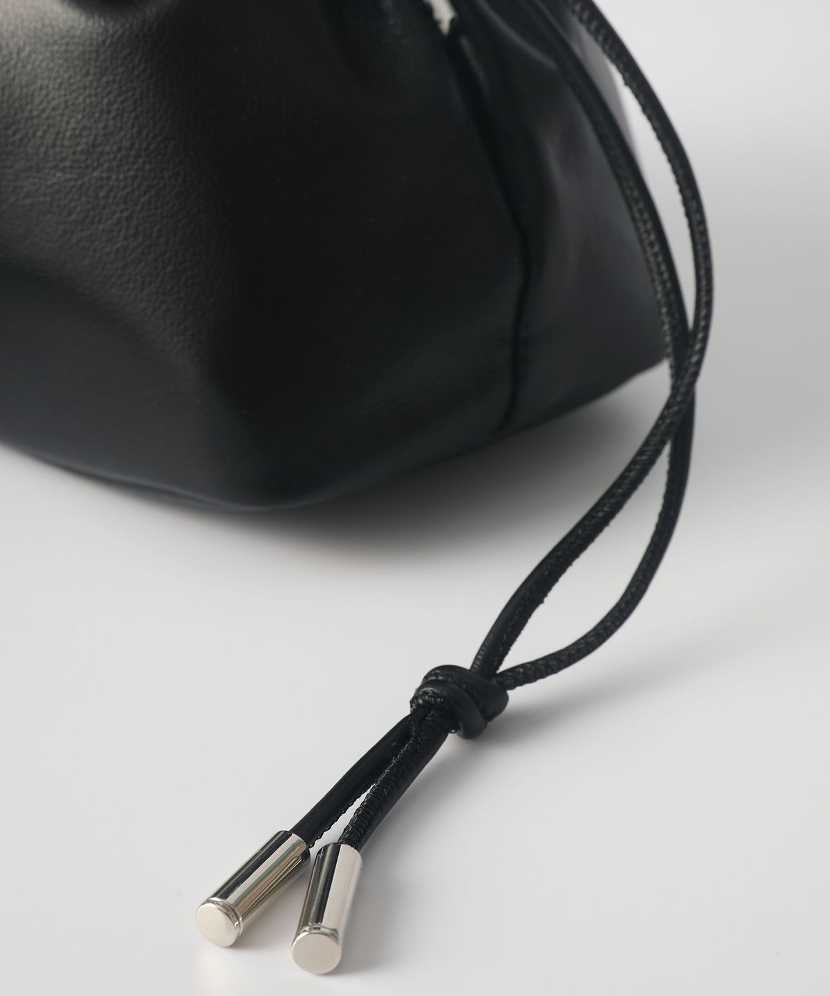 옐로우스톤(YELLOWSTONE) Small lucky  bag - Black