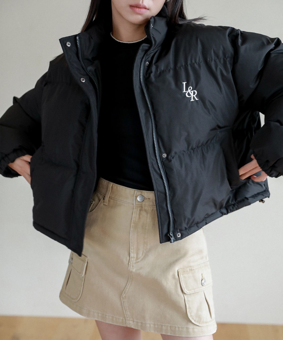 로시로우(LOSSYROW) Lossy Lip stop Crop Padding_Black