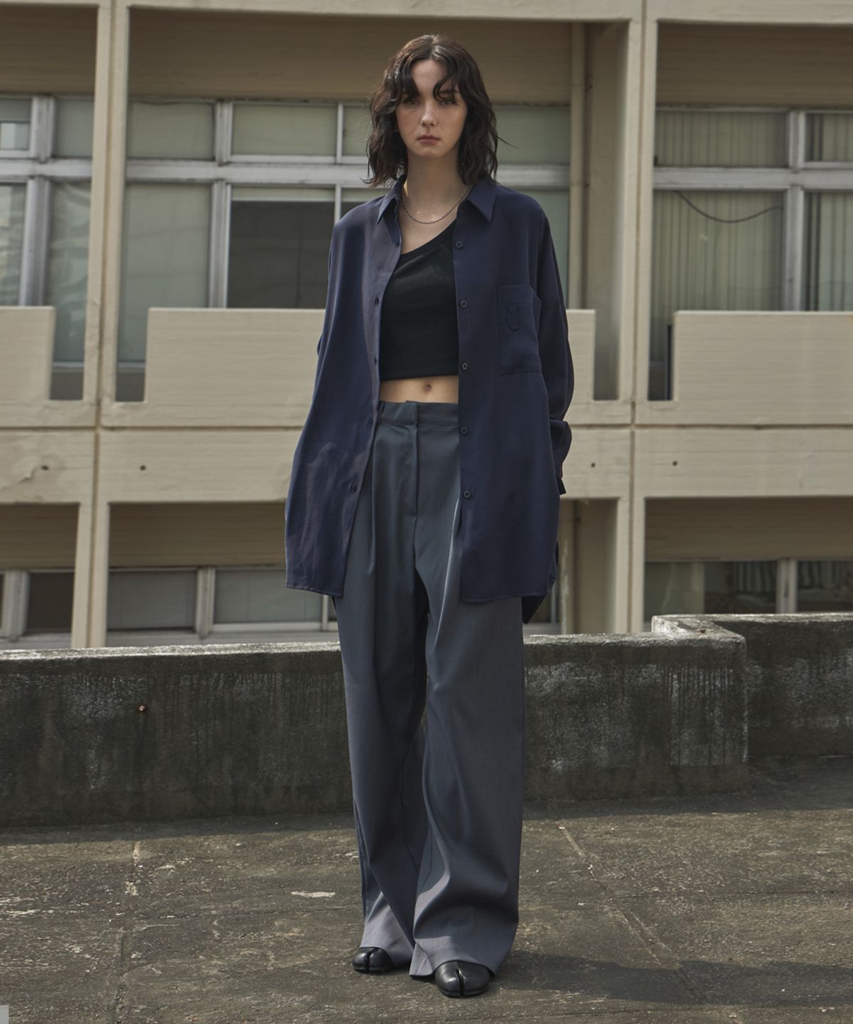 무아르모아(MOIREMOA) mono Basic wide pants-gray