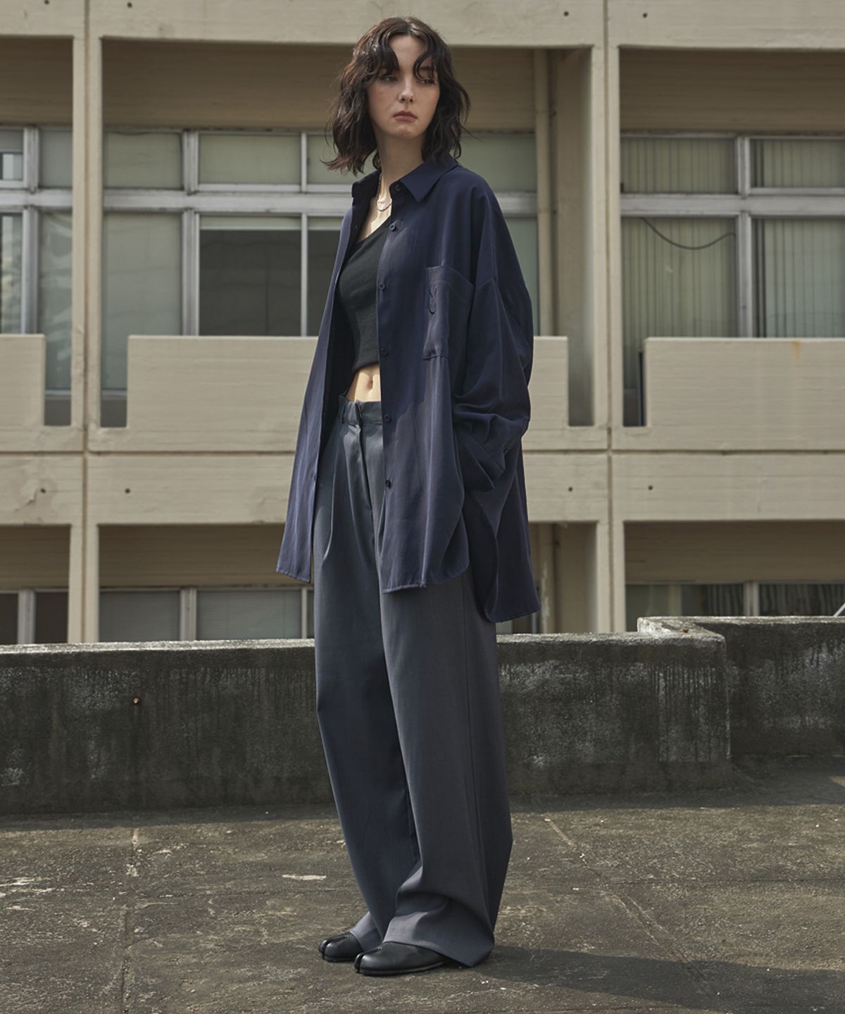 무아르모아(MOIREMOA) mono Basic wide pants-gray