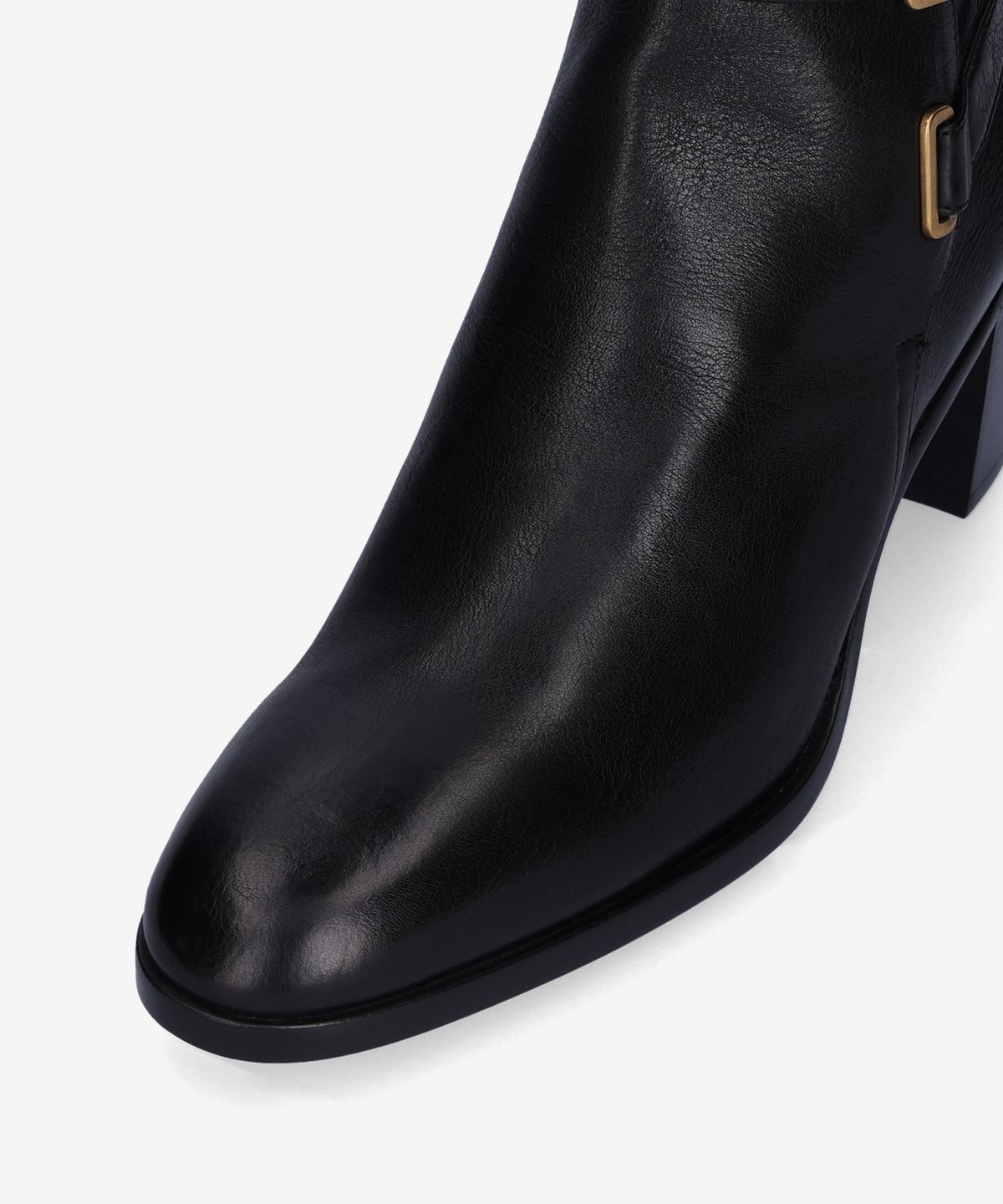 생로랑(SAINT LAURENT) 도리나 버클 스트랩 앵클 부츠 - 블랙 / 75594725V001000