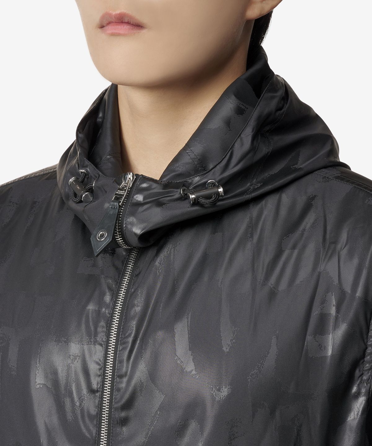 알렉산더 맥퀸(ALEXANDER McQUEEN) 그래피티 재킷 - 블랙 / 750308QVR481000
