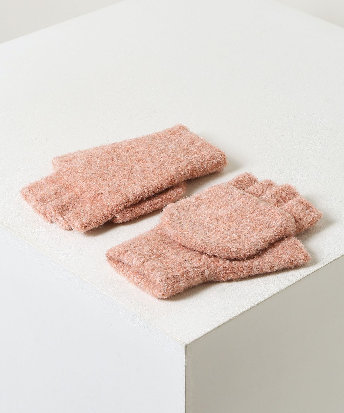 질바이질스튜어트(JILL BY JILLSTUART) 폭닥 부클 미튼 장갑 - 3colors
