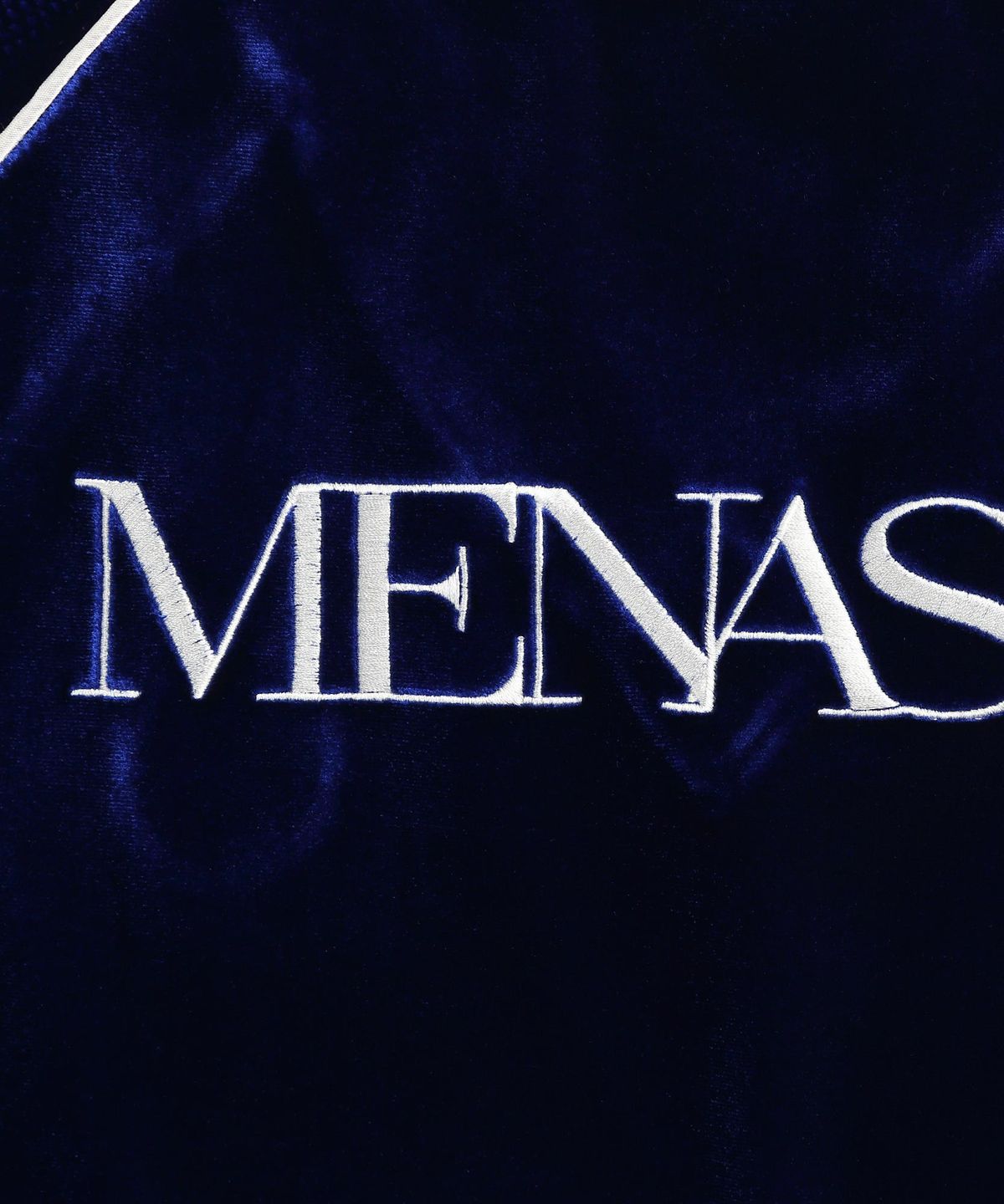 미나수(MENASOO) VELVET V-NECK  TOP_NAVY