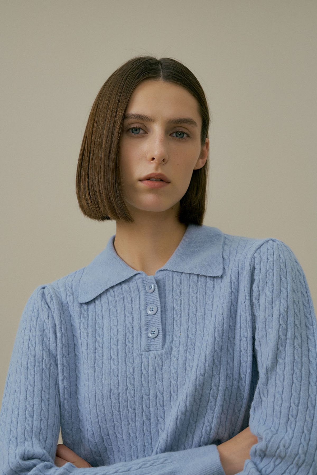 더페니(THE PENNY) WOOL COLLAR CABLE KNIT