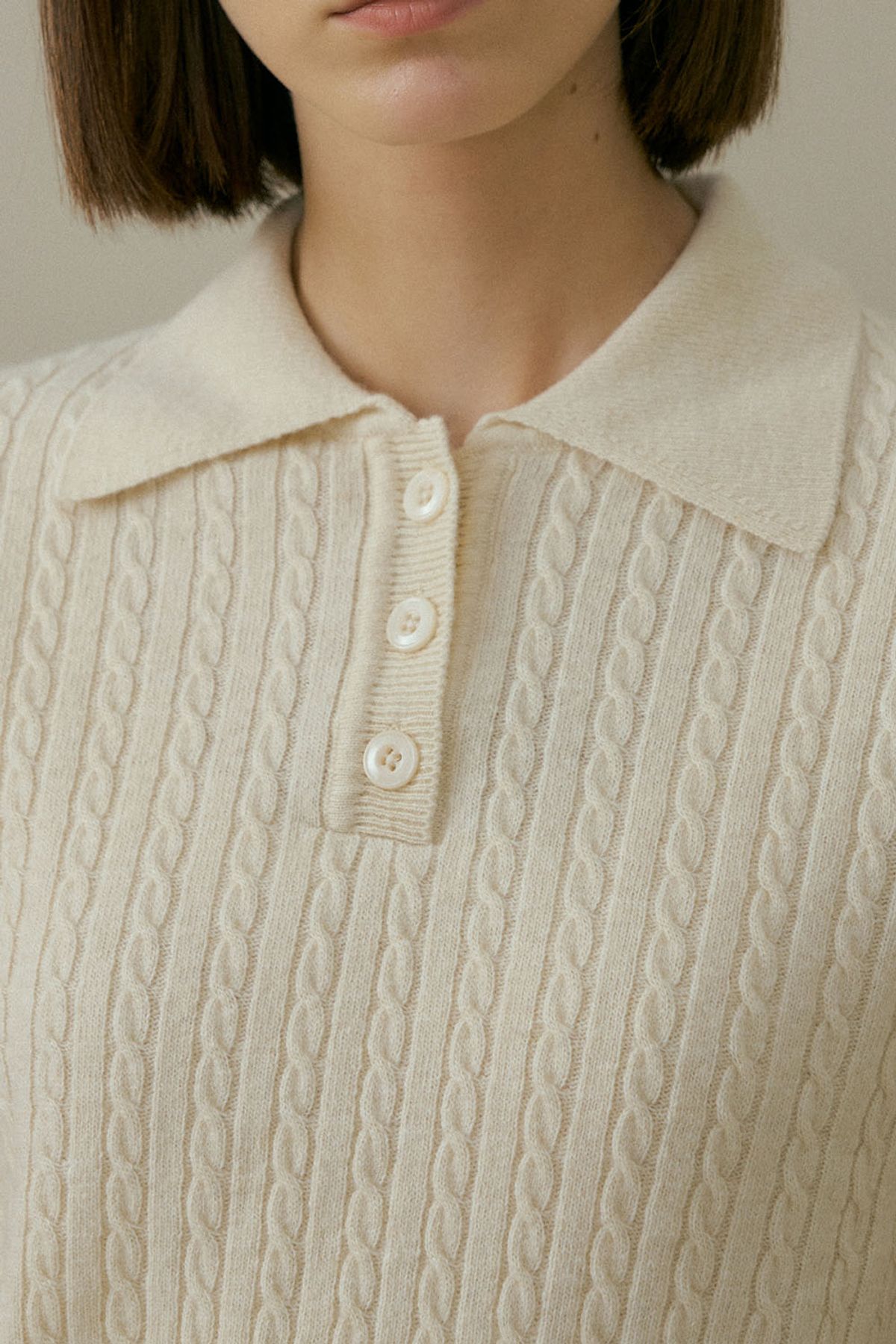 더페니(THE PENNY) WOOL COLLAR CABLE KNIT