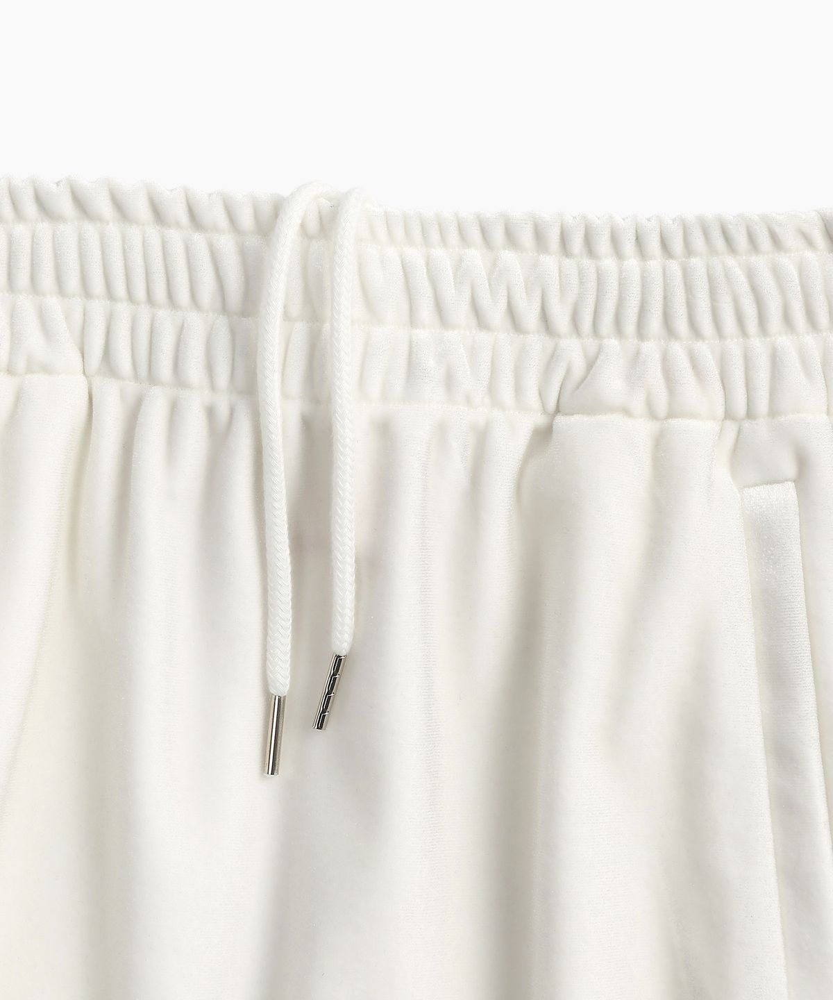 미나수(MENASOO) VELVET TRACK LONG SKIRT_WHITE