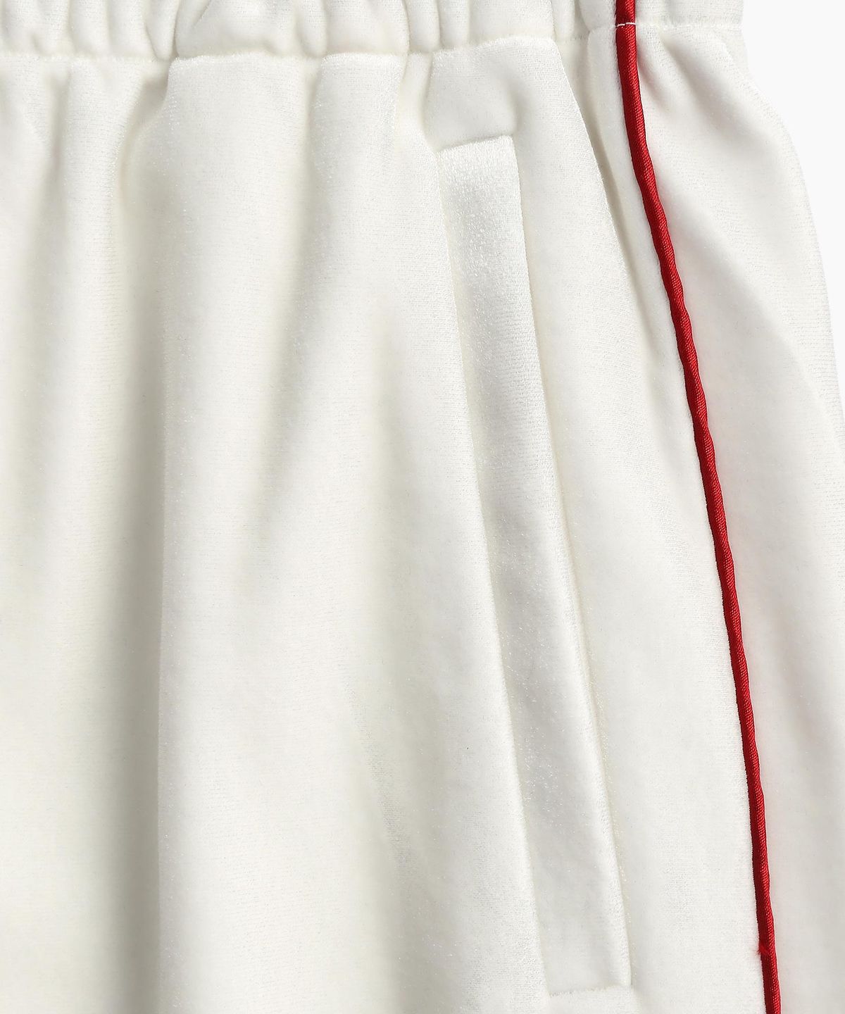 미나수(MENASOO) VELVET TRACK LONG SKIRT_WHITE