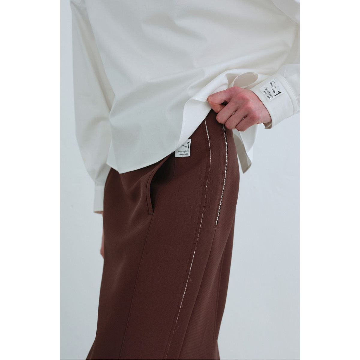 래코드(RECODE) Raw Cutting Mermaid Skirt_RQKAA23521BRX
