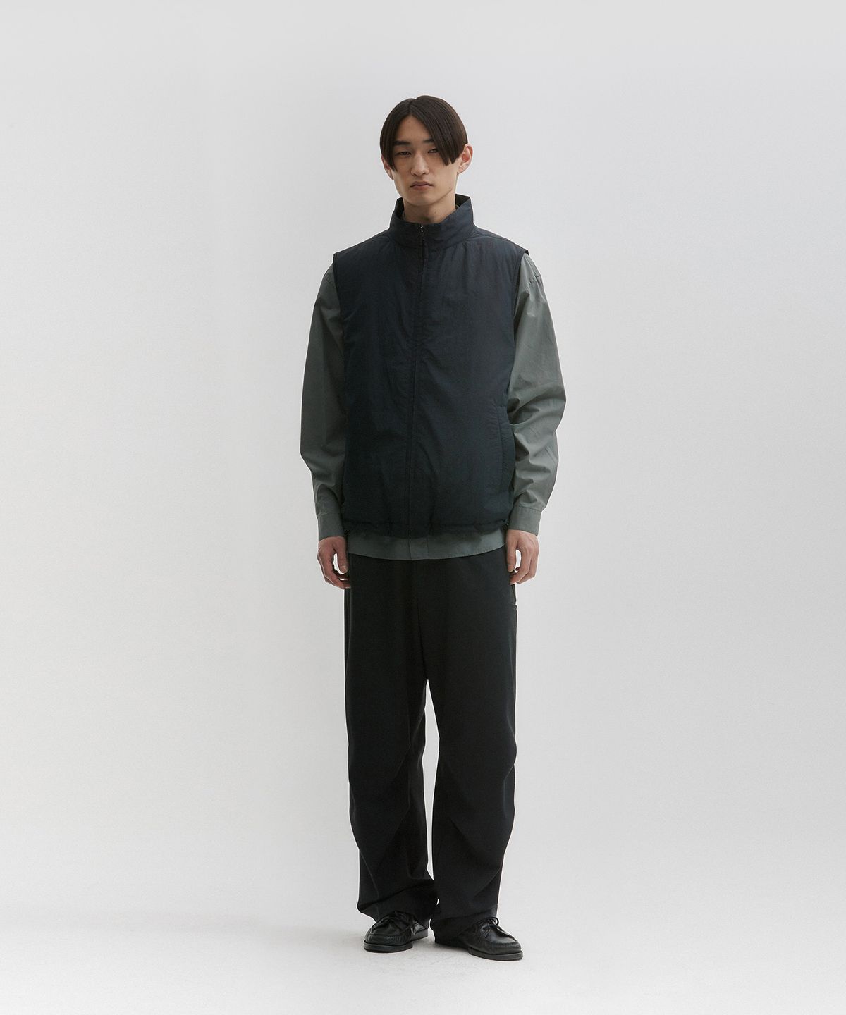 블랭크룸(BLANKROOM) 컴포트 베스트_NAVY