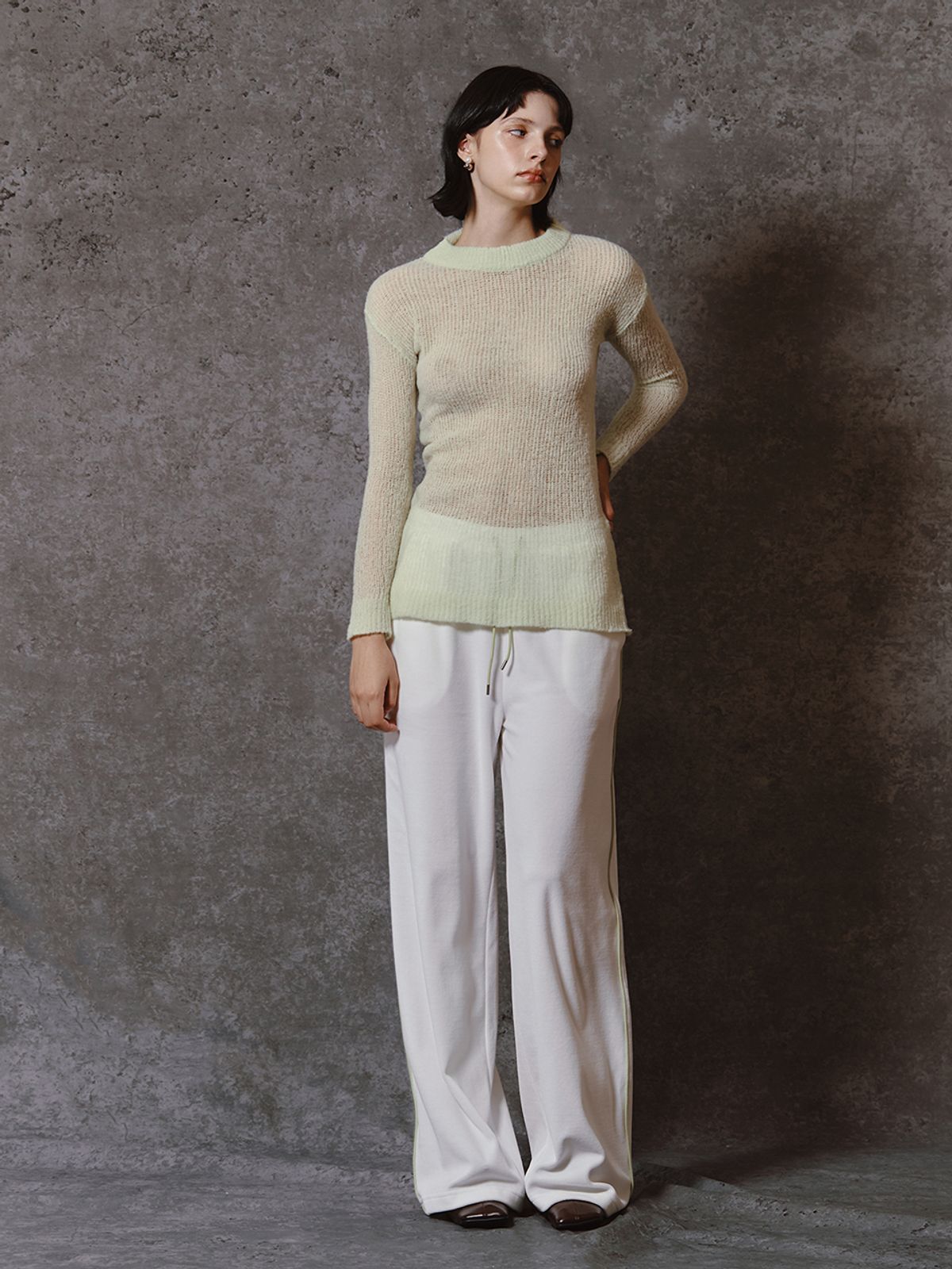 민더리(MEENDERI) PIPING VELVET JOGGER PANTS - WHITE