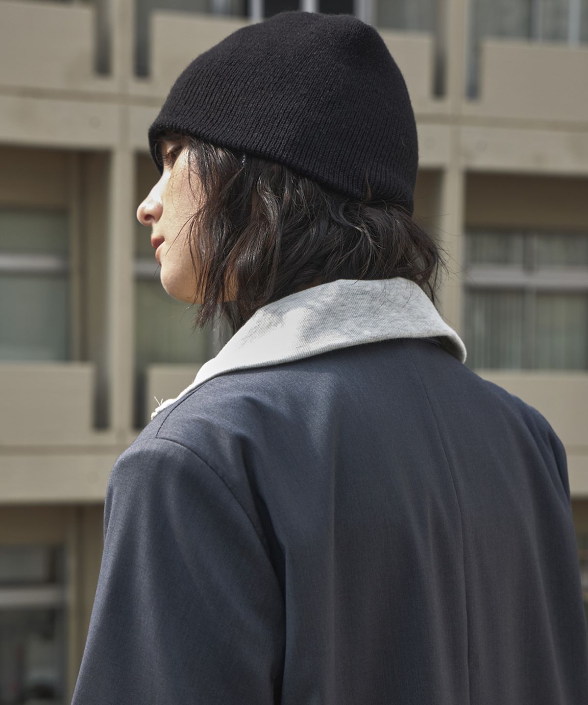 무아르모아(MOIREMOA) MO logo knit beanie-black
