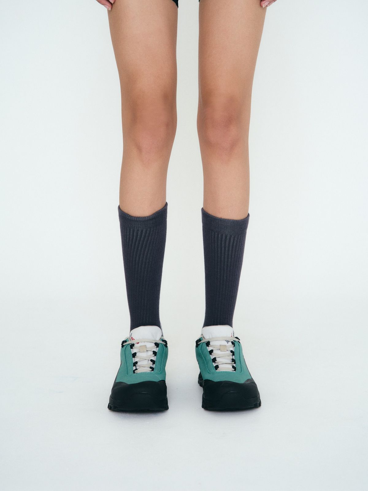 험토(HUMTTO) 남성 로우 트레킹화 카너 EVT (Cypress green)