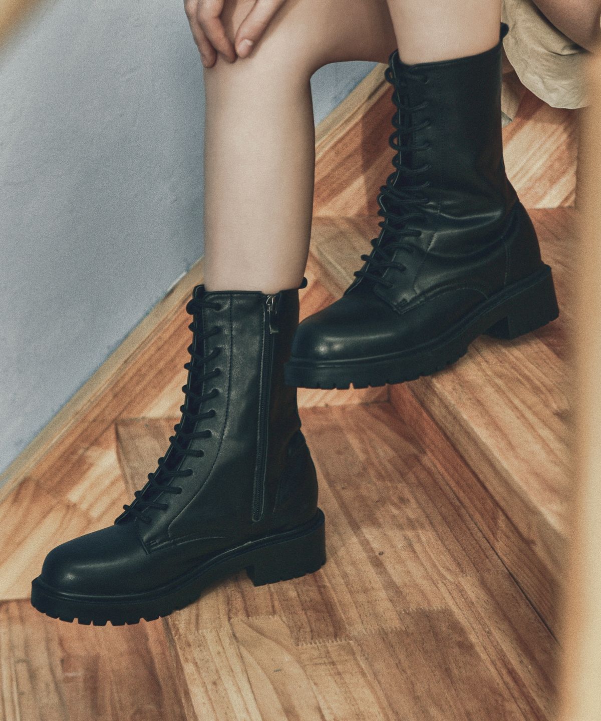 커스텀에이드 우먼(CUSTOMADE WOMAN) 4.5cm 레이스업 롱 워커부츠 타니아(CW0057BK)